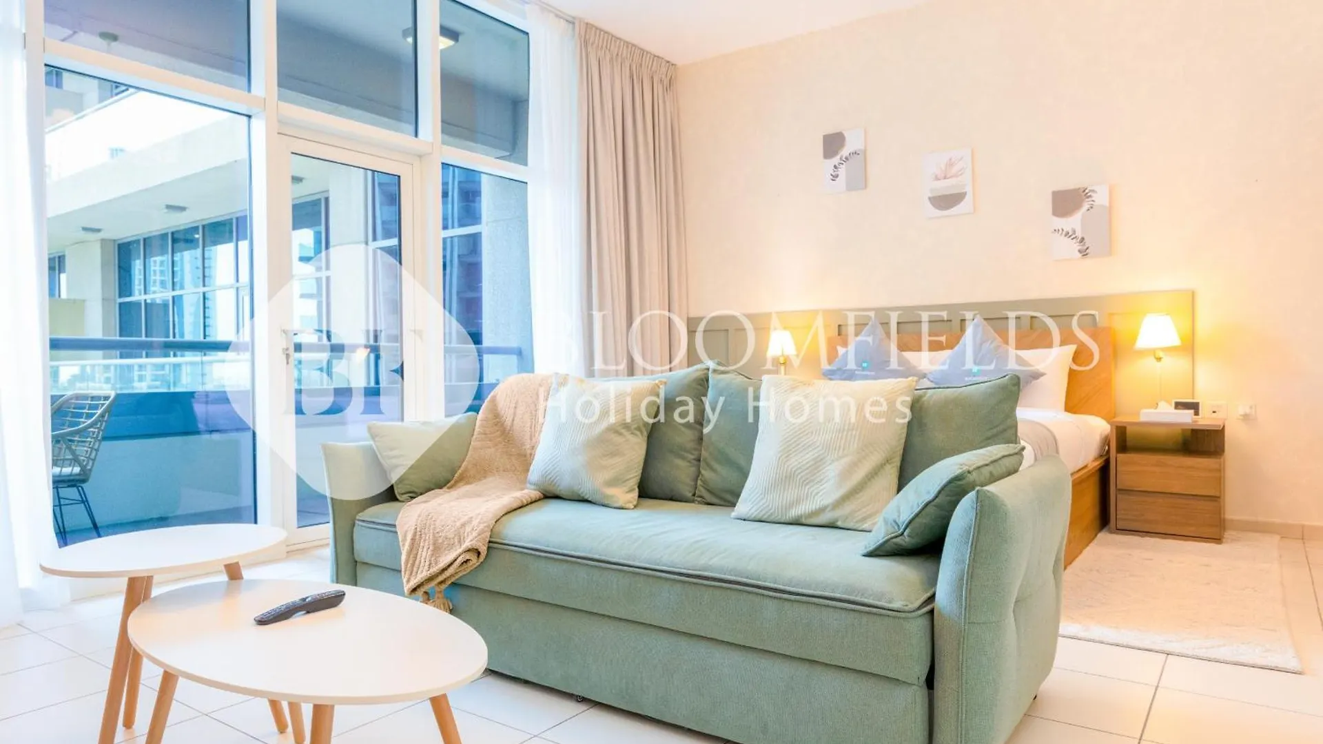 Bloomfields Magnificent Studio Bay Square Dubai 0*,  Förenade Arabemiraten